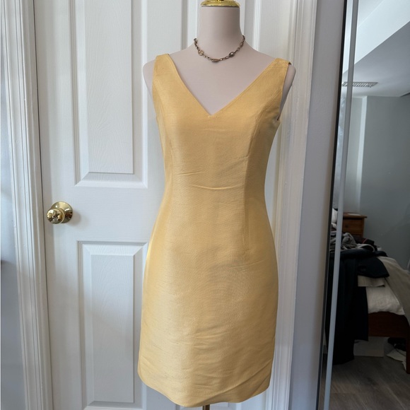 2 Piece Blazer and Dress Set - Picture 4 of 7